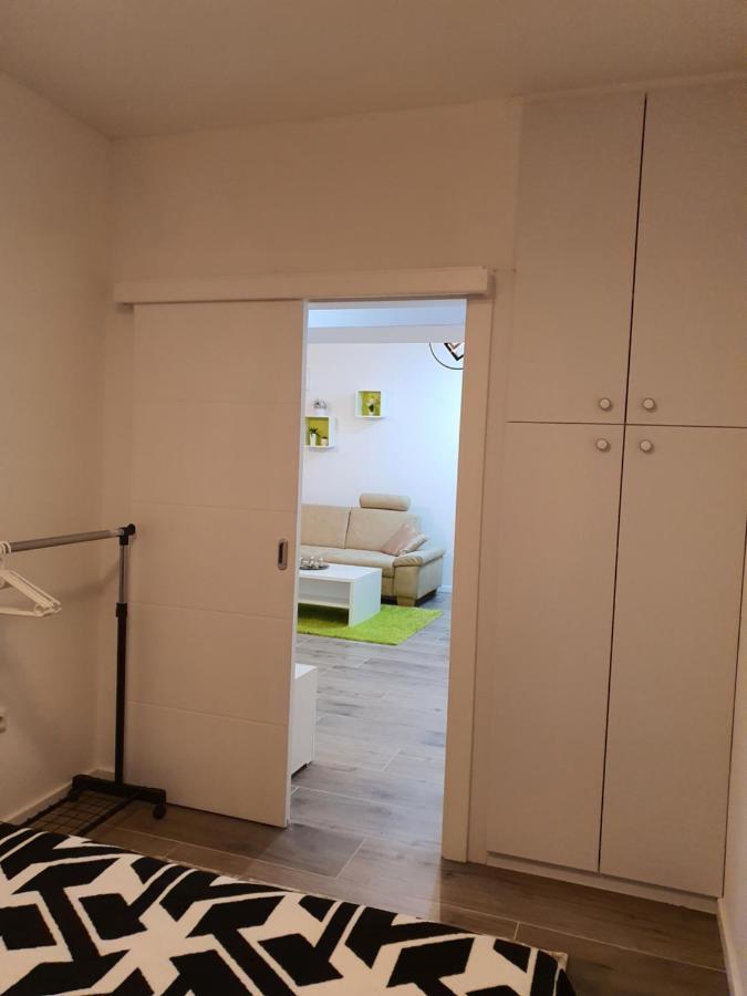 Apartmani Gandi Bihać Exteriör bild