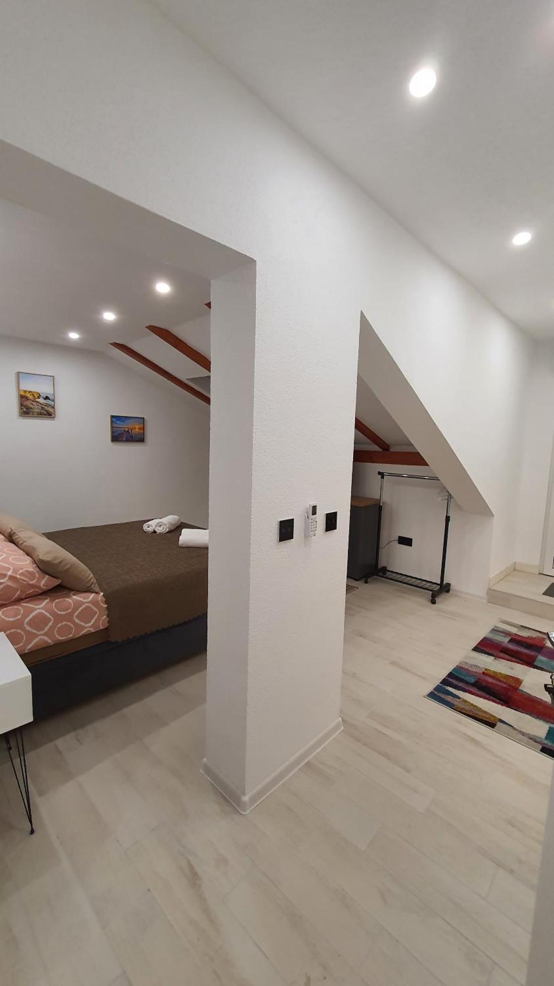 Apartmani Gandi Bihać Rum bild